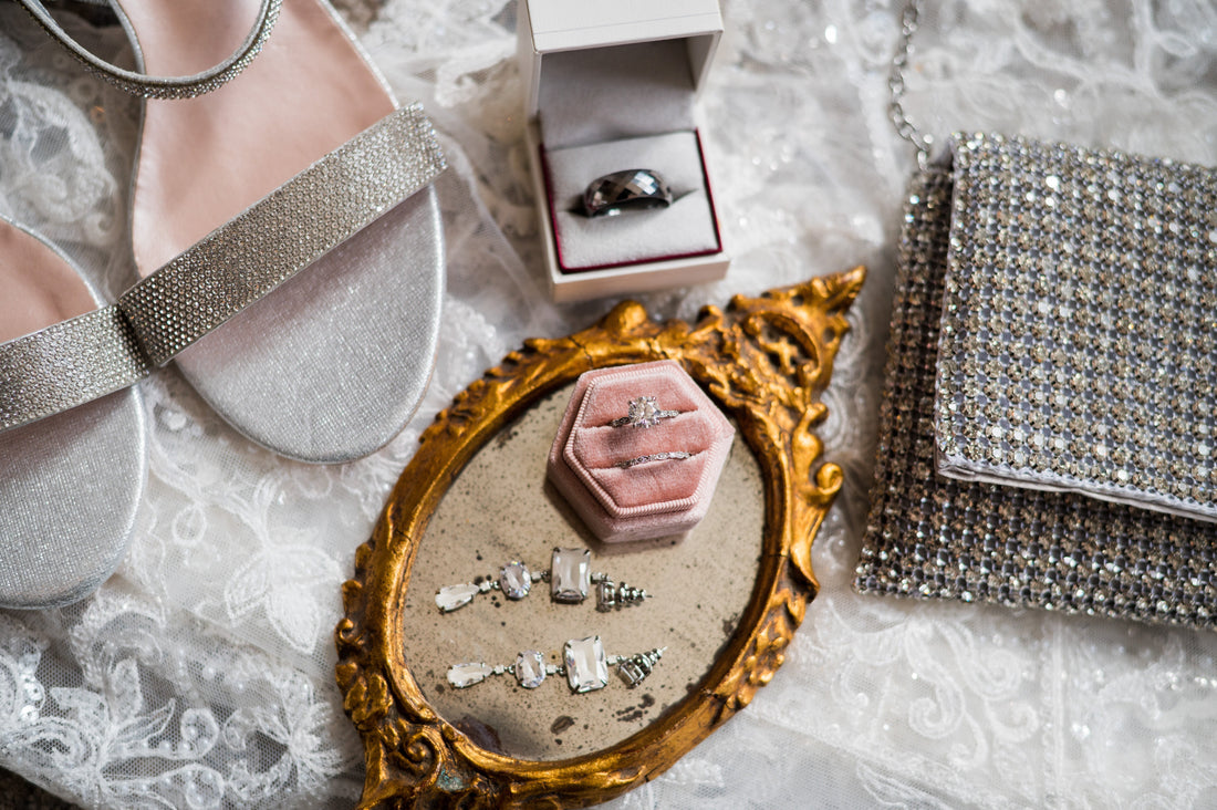The Ultimate Wedding Day Photo Checklist for Photographers & Couples